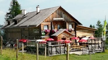 Branntweinerhütte, Alpine Summer